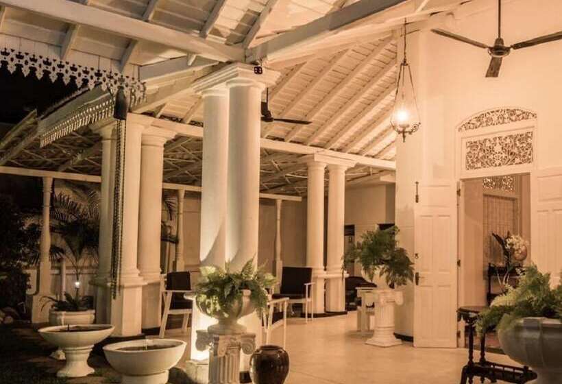 膳宿费 Villa Blanco