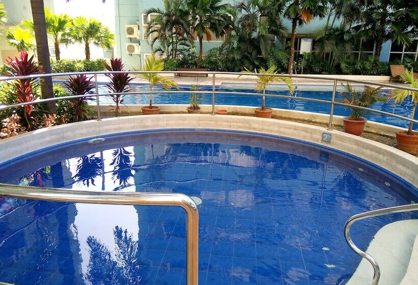 Ridgewood Towers Condotel