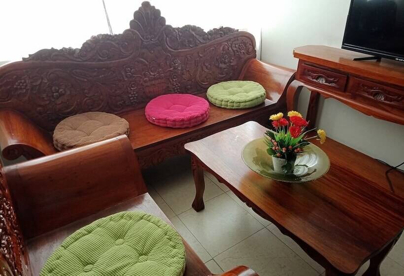 Ridgewood Towers Condotel