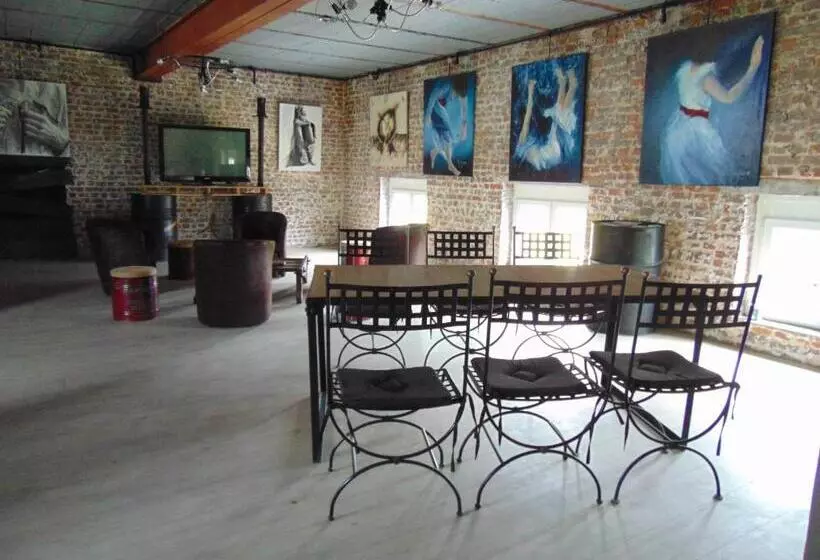 Aamiaismajoitus (B&B) Lomalienne