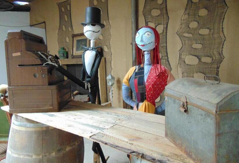 ベッドアンドブレックファースト Lomalienne