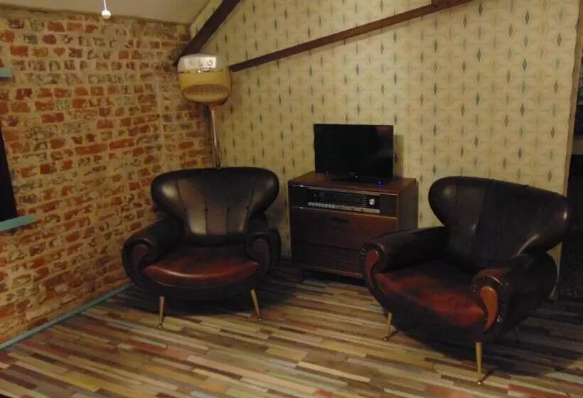 Aamiaismajoitus (B&B) Lomalienne