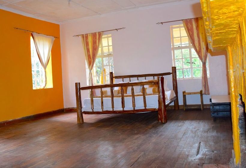 Crestwood Country House