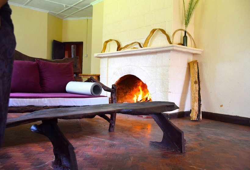 Crestwood Country House