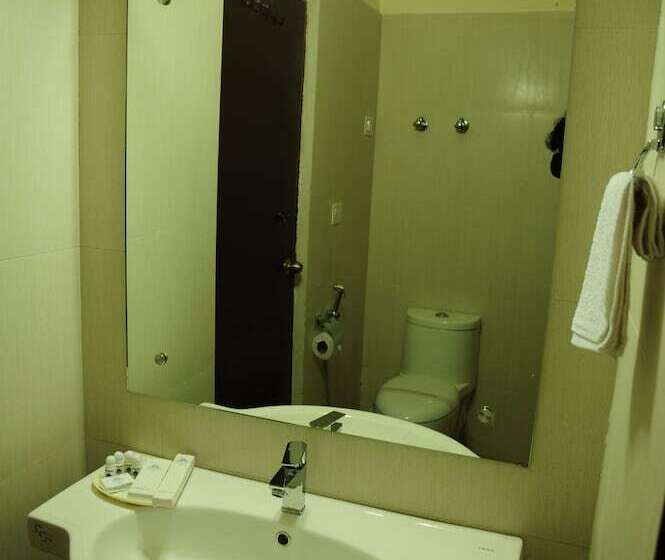 هتل The Grand Sharan