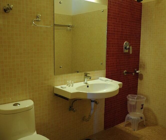 هتل The Grand Sharan