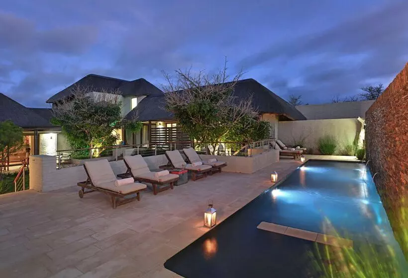 هتل Shamwari Sarili