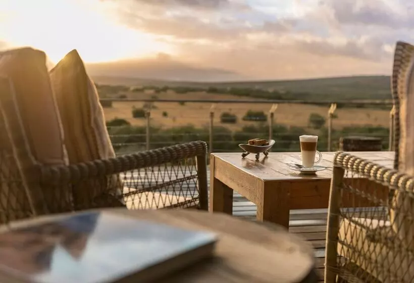 هتل Shamwari Sarili