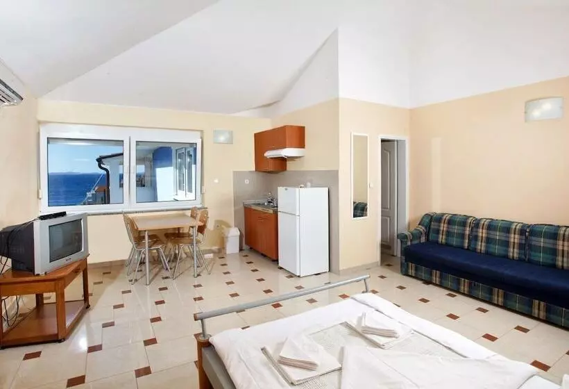 Oaza Apartmani Primosten