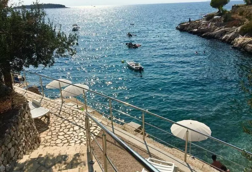 Oaza Apartmani Primosten