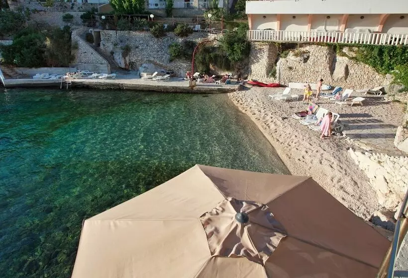 Oaza Apartmani Primosten