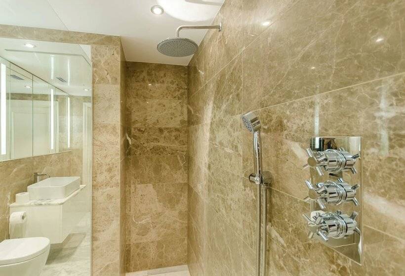 Old Town Premium Queen`s Apartments