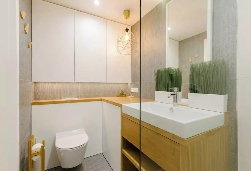 Old Town Premium Queen`s Apartments