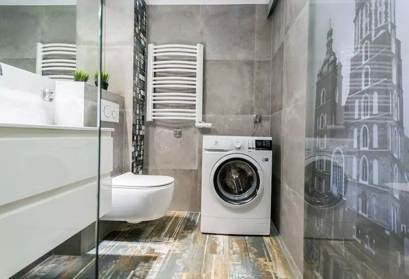 Old Town Premium Queen`s Apartments
