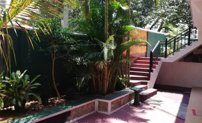 ペンション Ella Aura View Homestay