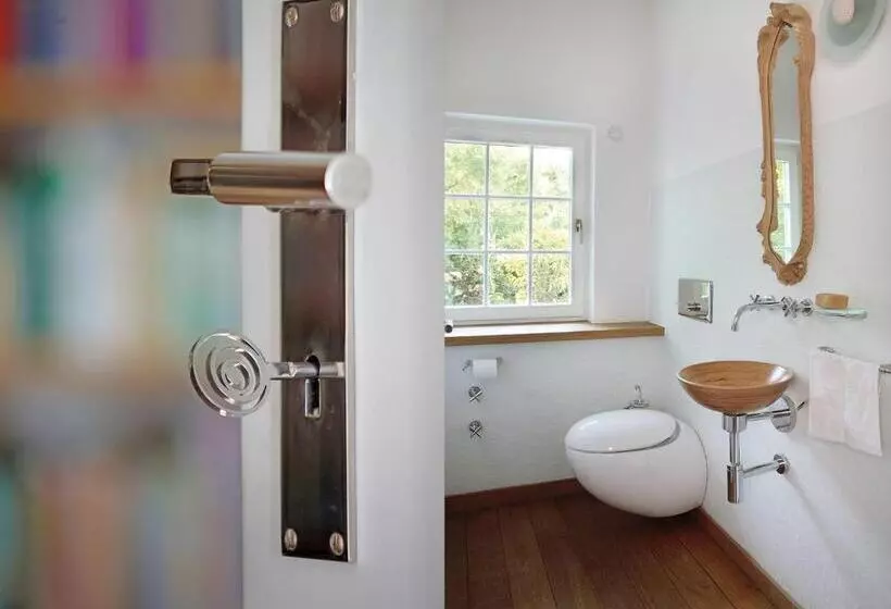 Majatalo Suite Martinus Am Vortexgarten Mathildenhöhe