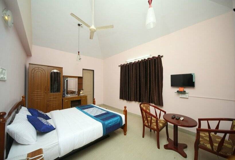 Pensão Oyo 15517 Kms House