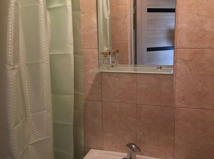 פנסיון Villa Acacia