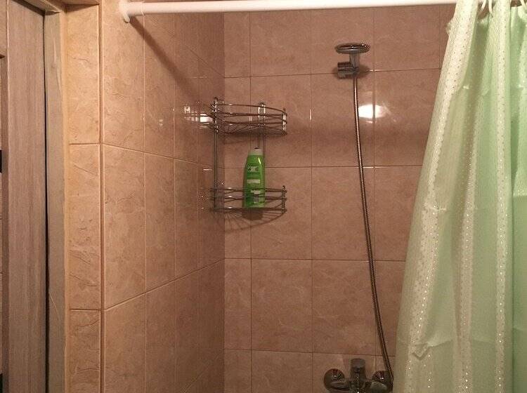 פנסיון Villa Acacia