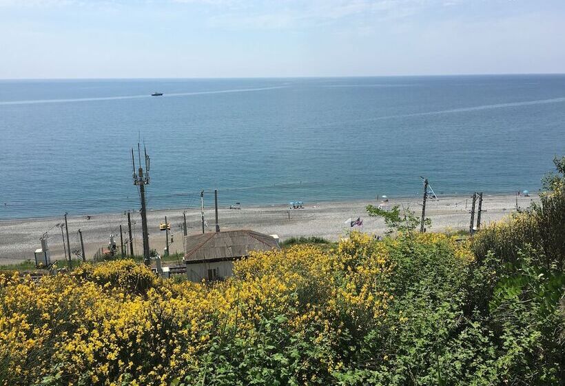 פנסיון Villa Acacia