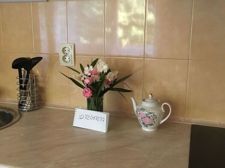 פנסיון Villa Acacia