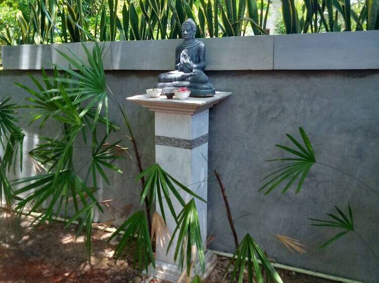 Пансион Canaya Boutique Villa