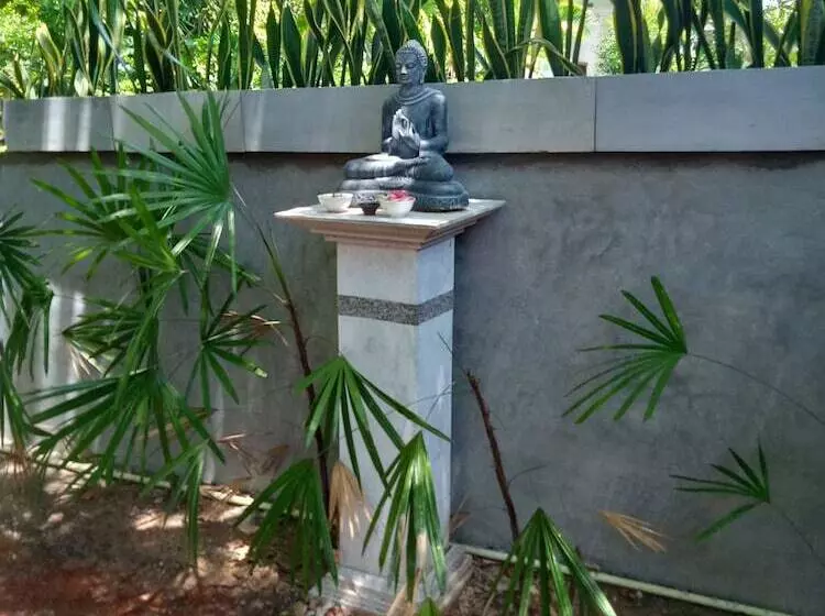 ペンション Canaya Boutique Villa