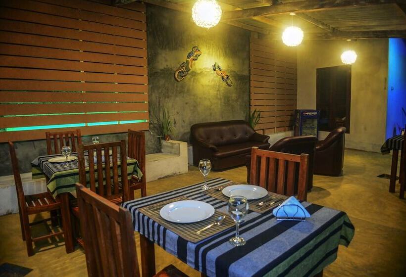 Пансион Canaya Boutique Villa