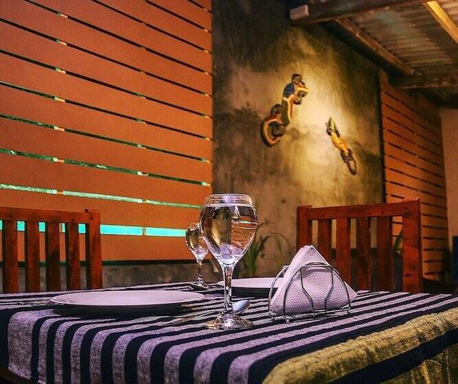 Пансион Canaya Boutique Villa