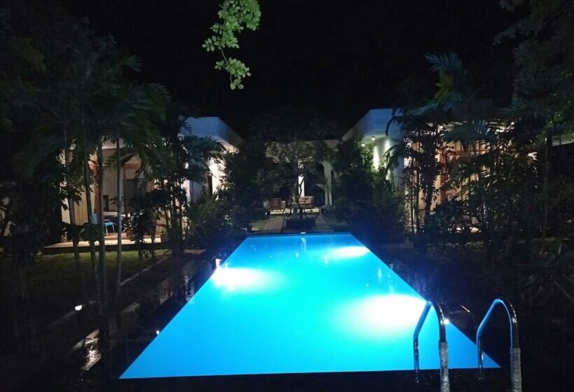 Пансион Canaya Boutique Villa