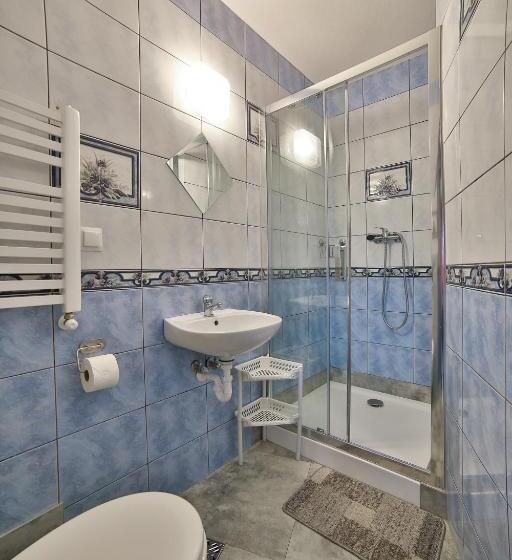 פנסיון Willa U Renaty - Widok Na Giewont