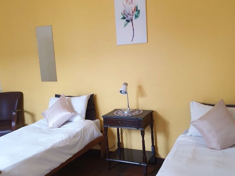 הוסטל Zebra Crossing Backpacker