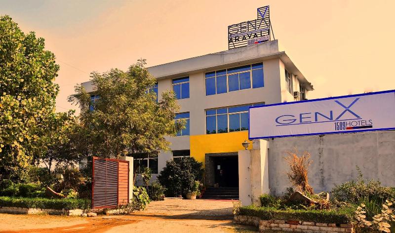 Hotel Genx Aravali
