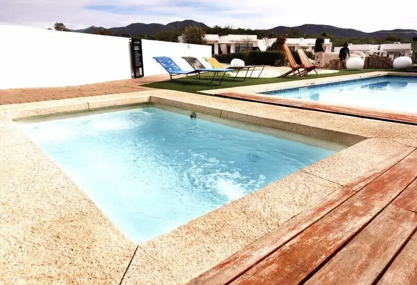ホテル La Cima Del Valle