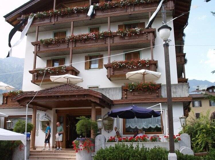 בית מלון כפרי Olympic Palace