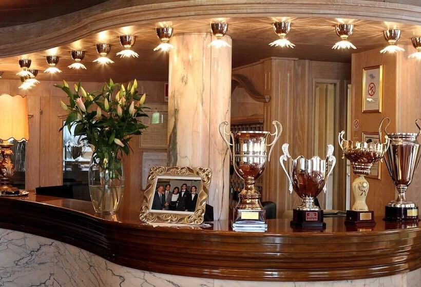 בית מלון כפרי Olympic Palace