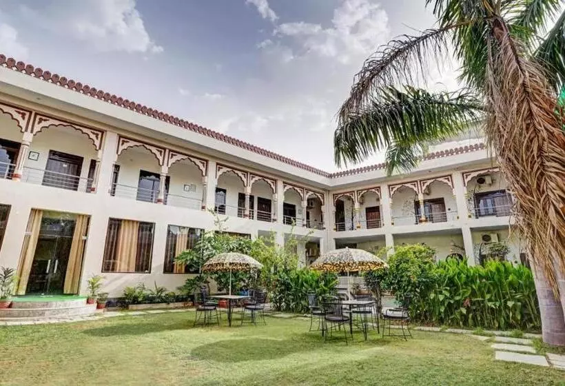 Hotelli Ranthambore Resort