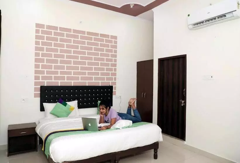 Hotelli Ranthambore Resort
