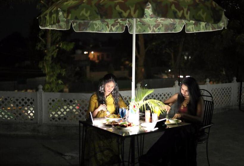 ホテル Ranthambore Resort