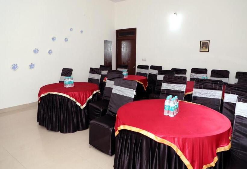 ホテル Ranthambore Resort