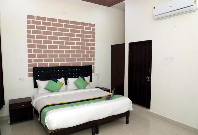 ホテル Ranthambore Resort