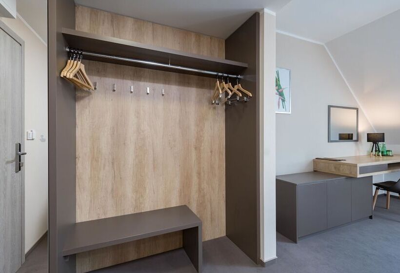 هتل Panská Zahrada