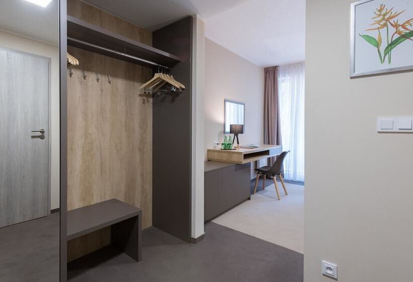 هتل Panská Zahrada