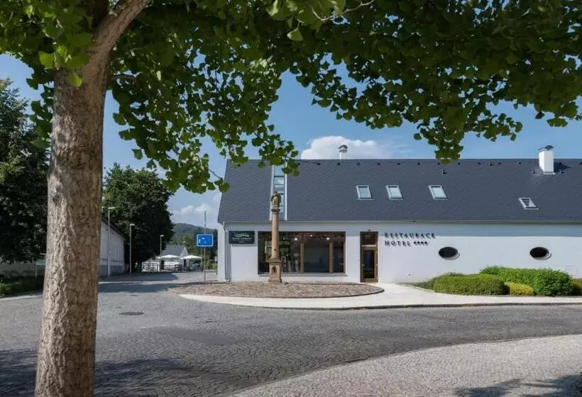 Hotelli Panská Zahrada