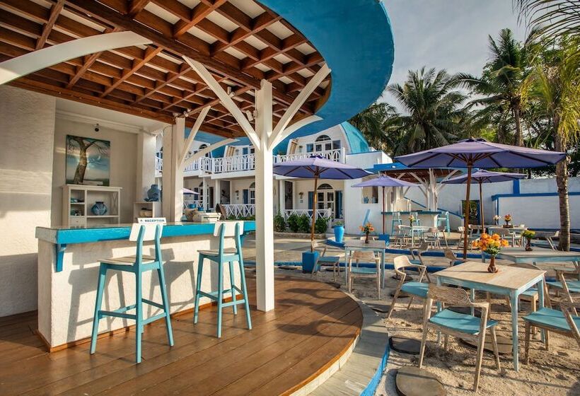 هتل Santorini Beach Resort