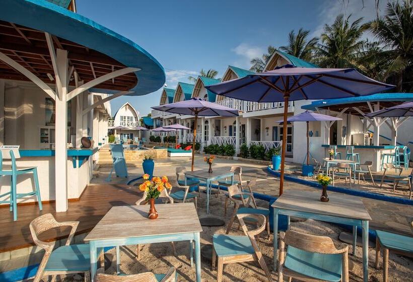 هتل Santorini Beach Resort