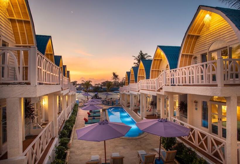 هتل Santorini Beach Resort