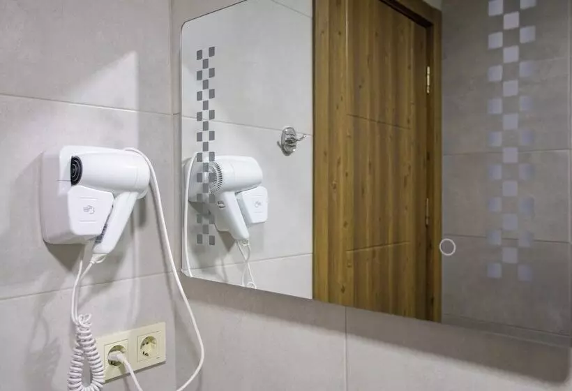 هتل Terrace Kutaisi