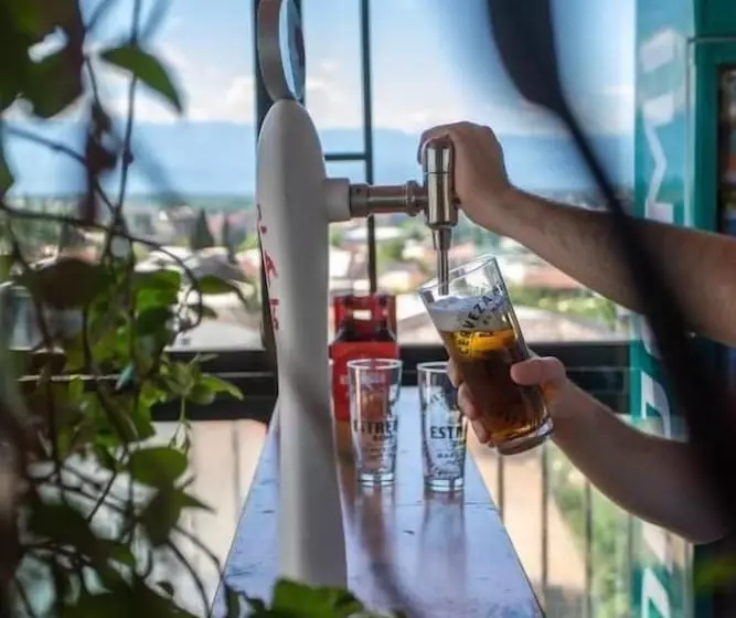 هتل Terrace Kutaisi