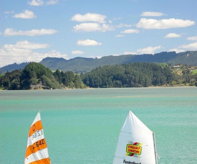 בית מלון כפרי Riverside Whakatane Holiday Park